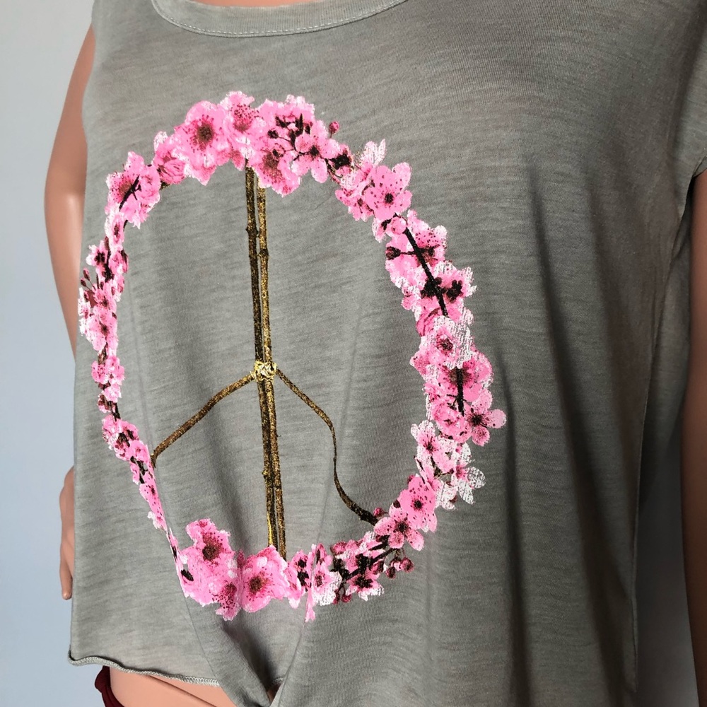 Chaser Pink Blossom Peace Sign Tee - Picture 3 of 7